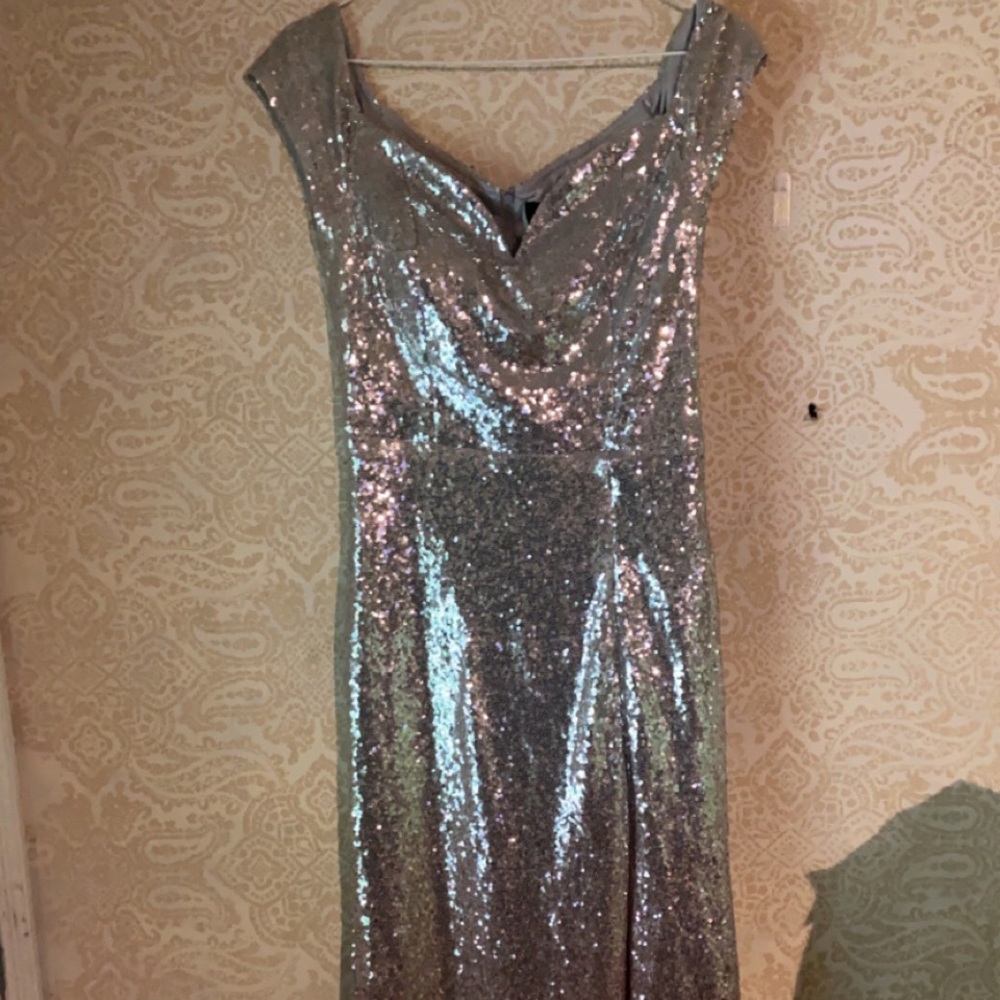 Prom dress - Picture 3 of 5